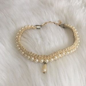 Vintage pearl choker